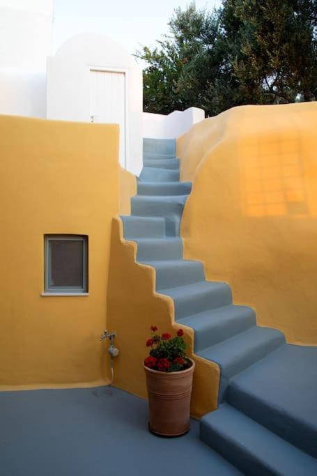 Hermes Cave House By Oias Local Cave Houses Extérieur photo