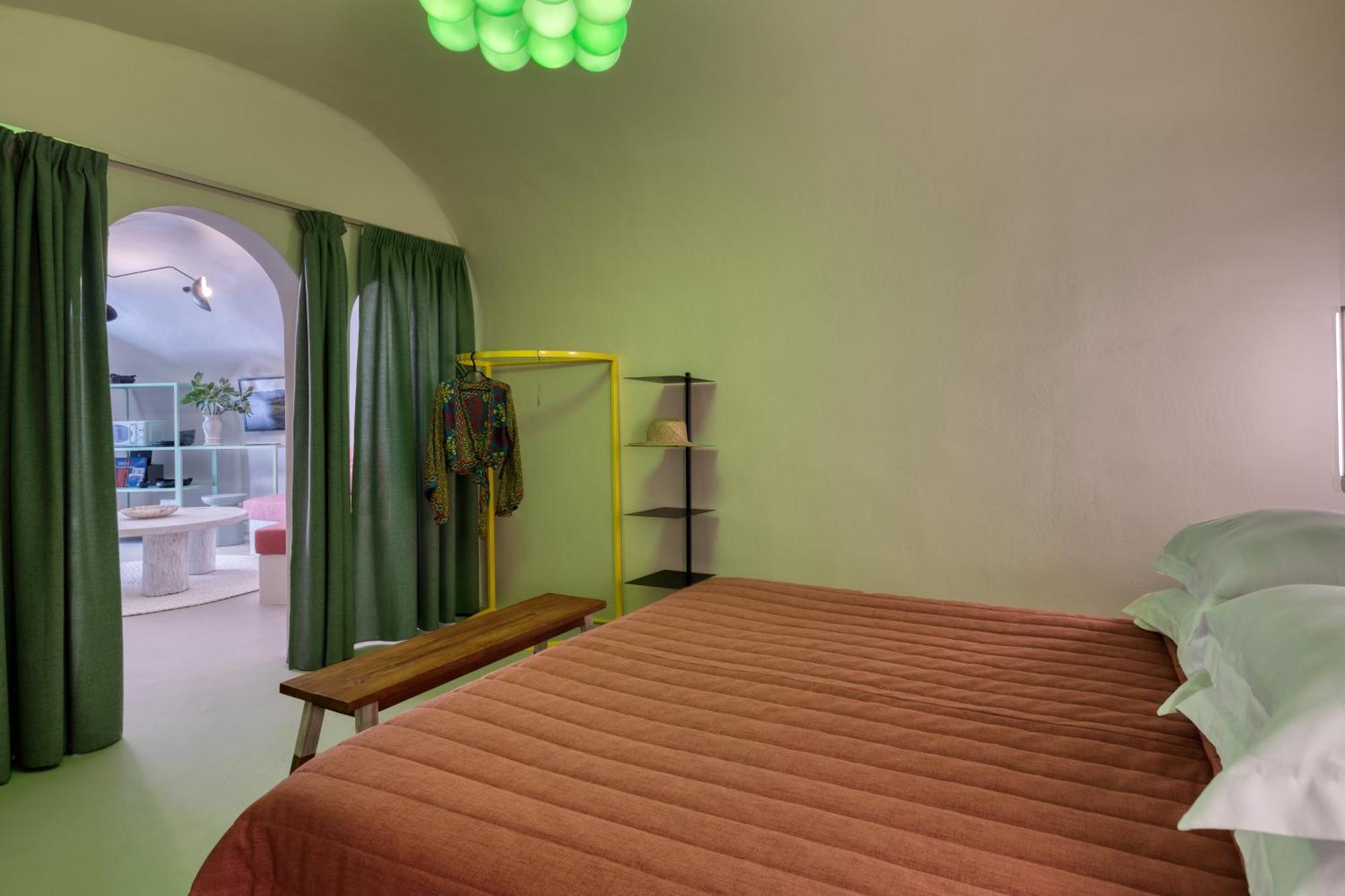 Hermes Cave House By Oias Local Cave Houses Extérieur photo